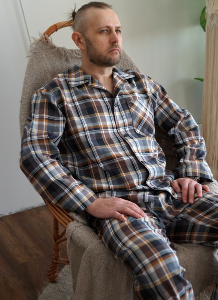 Men's pajamas made of Italian cotton in a brownish-gray cage, home clothes, XL