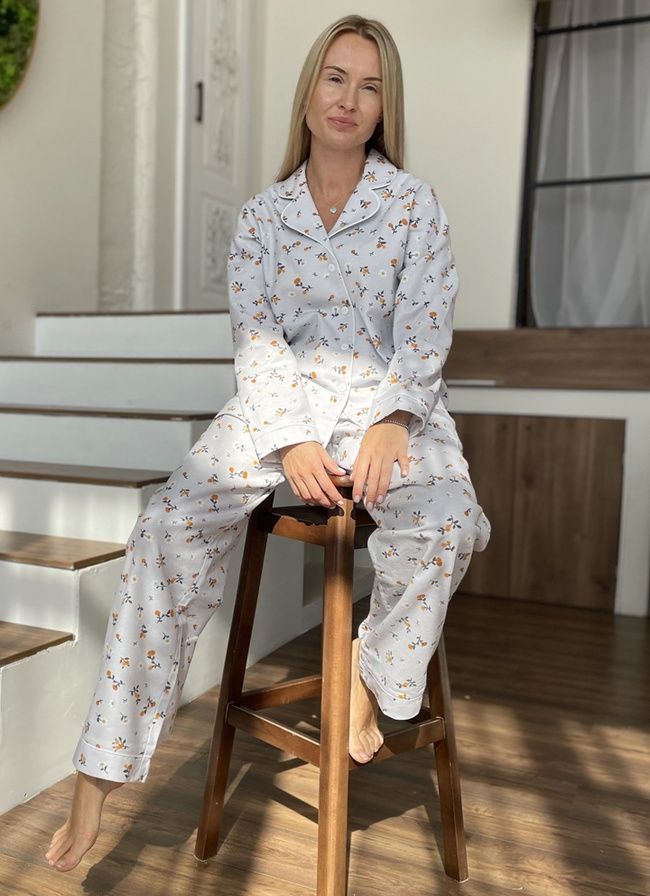 Warm women's pajamas with a jacket made of flannel, floral confetti print on grey, home clothes, *S-8XL(10 days)