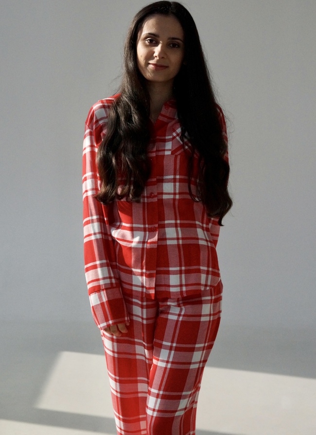 Women's home suit with a shirt in a red cage, clothes for home, One size