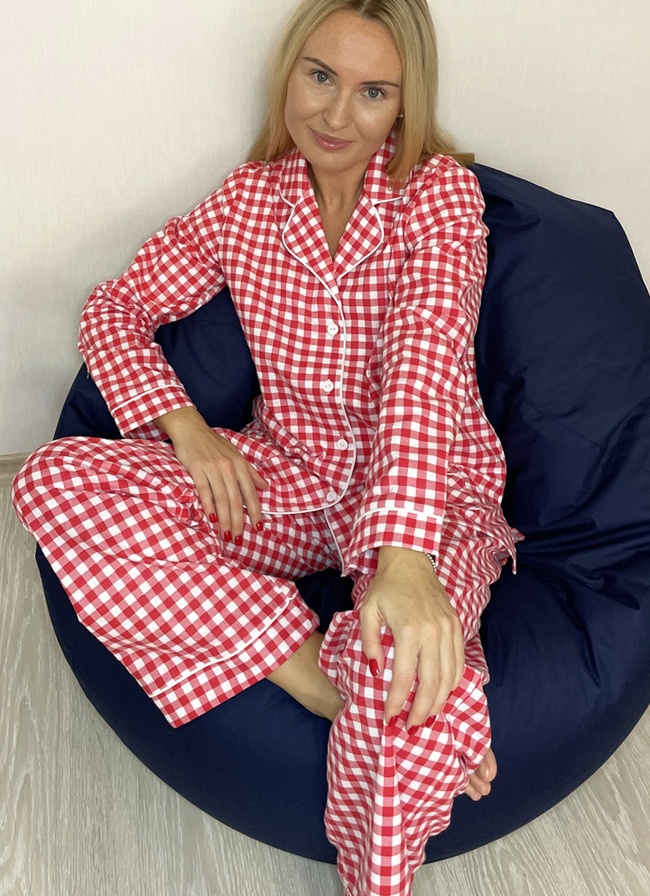 Warm women's pajamas with a jacket made of flannel in a red and white small cage, home clothes, S