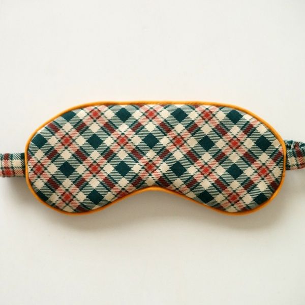 copy_Sleep mask made of delicate flannel in an green-red check, One size