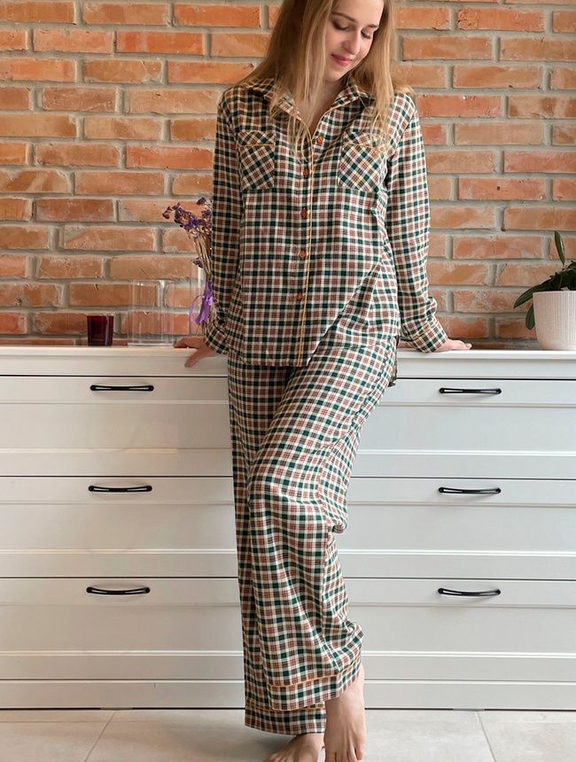Pajamas with a SHIRT made of Italian flannel in a green-red cage (home costume), One size